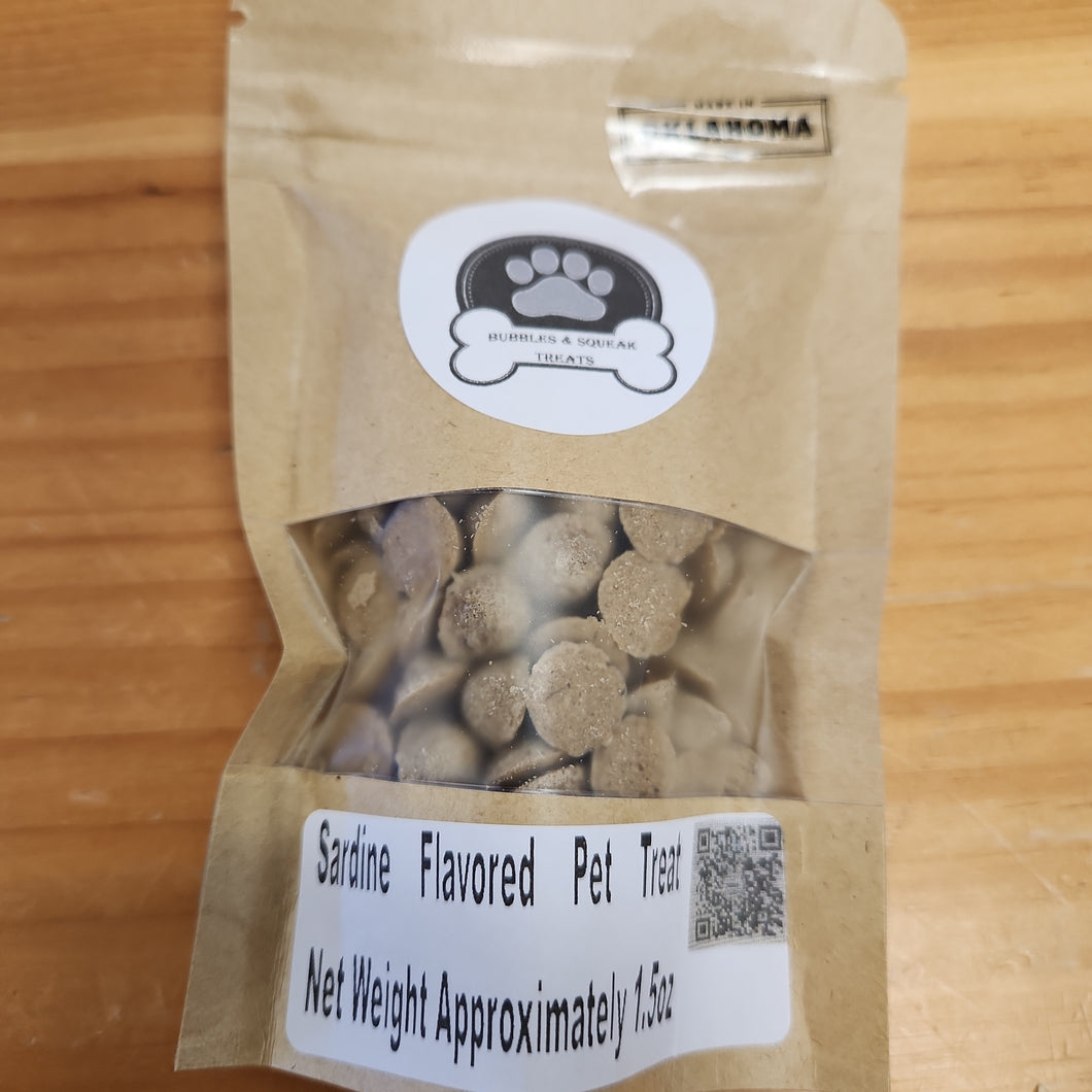 Sardine Flavored Pet Treats - VNDR Bubbles & Squeak