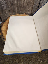Load image into Gallery viewer, Reader&#39;s Digest Condensed Books Volume 1 1998 - Blue
