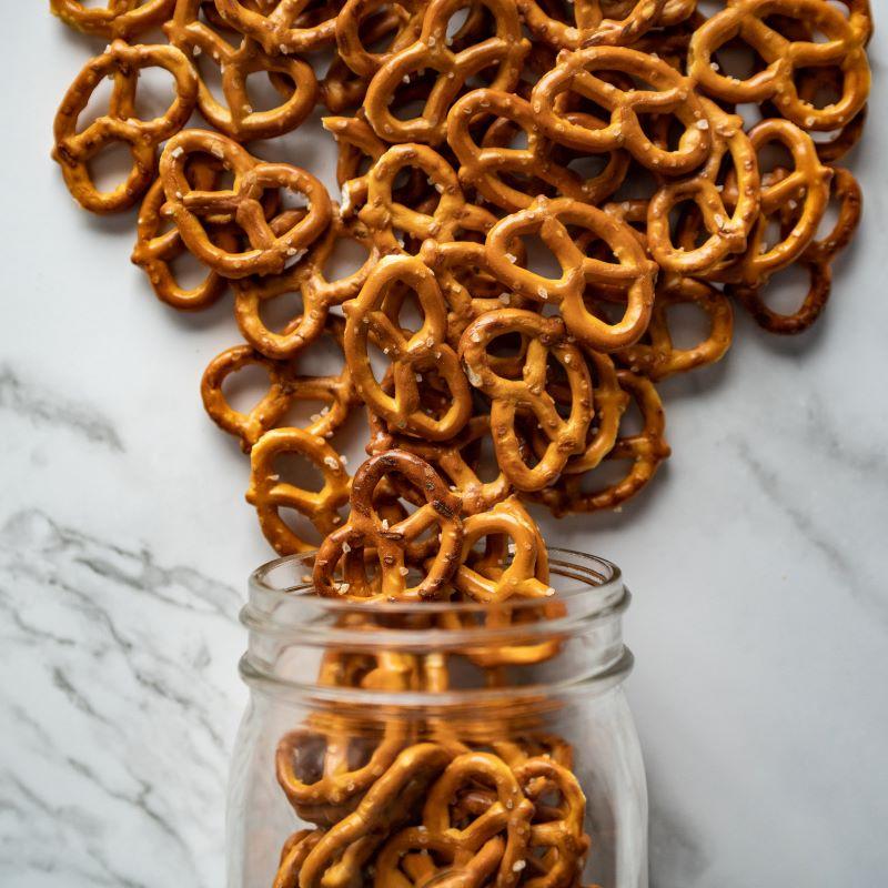 thin & crispy bowtie pretzels